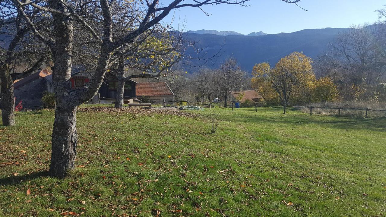 Gite Bard Des Ours Saint-Martin-en-Vercors Экстерьер фото